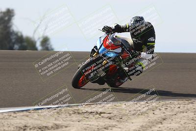 media/Nov-02-2025-Lets Ride (Sun) [[f7a3caa734]]/B Group/1120am (Turn 2 Inside)/